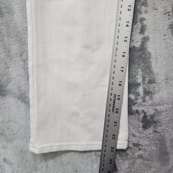 Old Navy Jeans Womens 10 White Rockstar Low Rise Capri Stretch Denim Casual - Picture 10 of 12